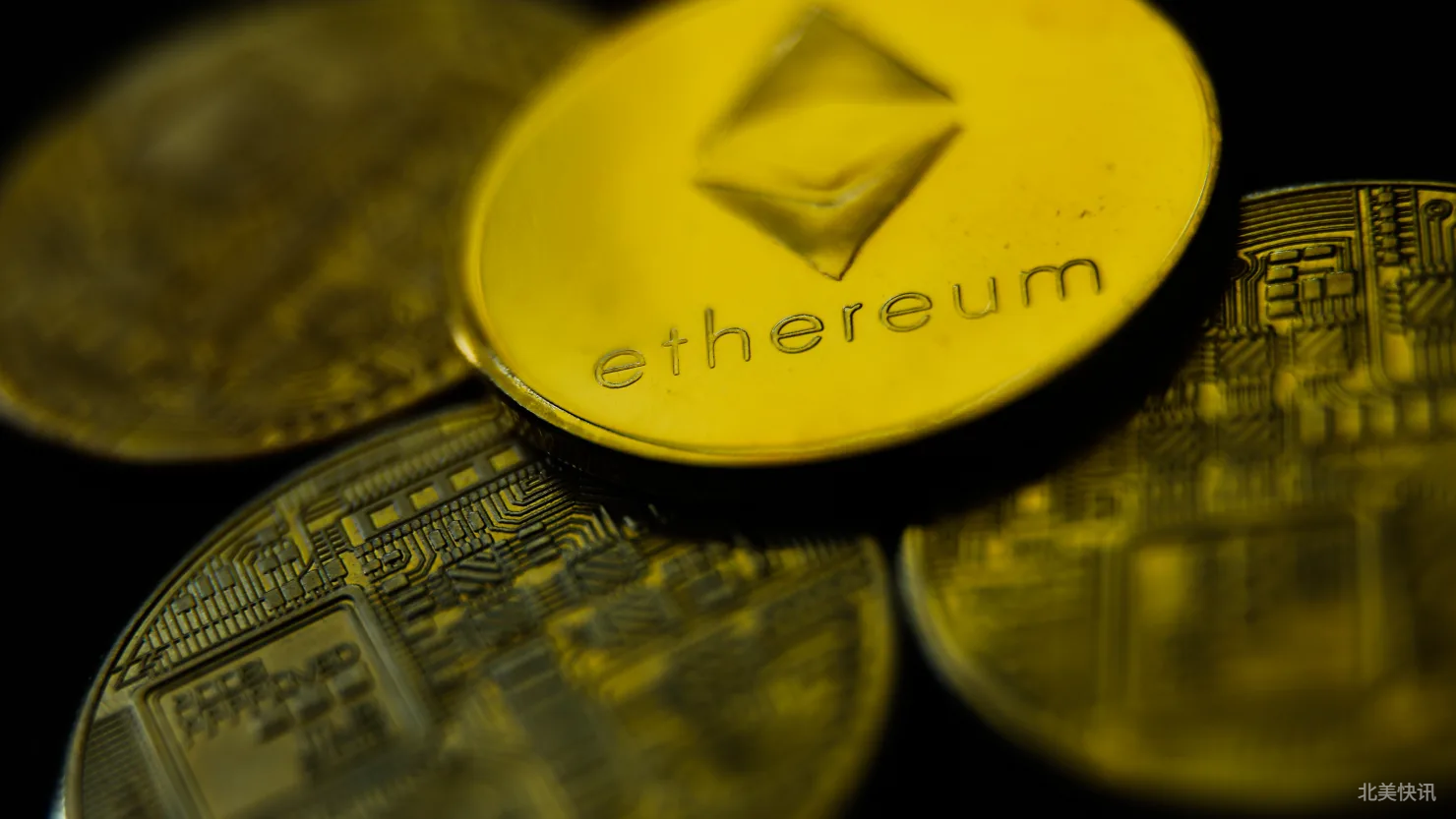以太币创历史新高后回落 机构资金流向现分化