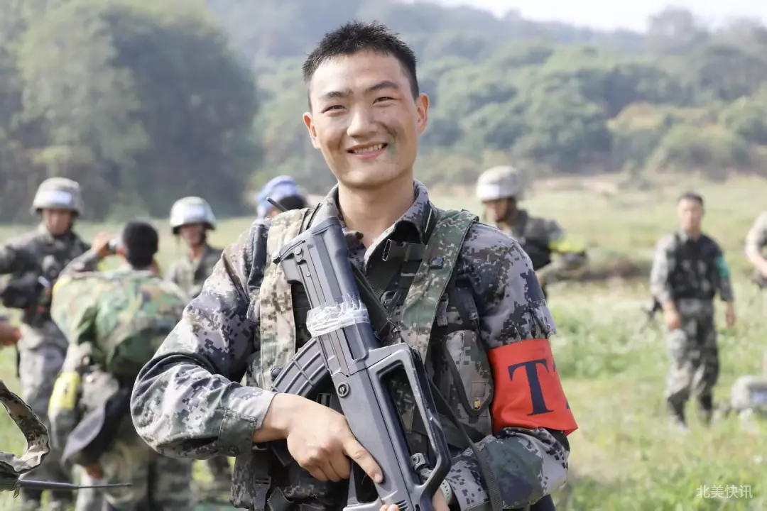 🇨🇳【从汶川废墟到天安门阅兵场！羌族男孩唐磊用16年兑现“参军报国”誓言】🇨🇳