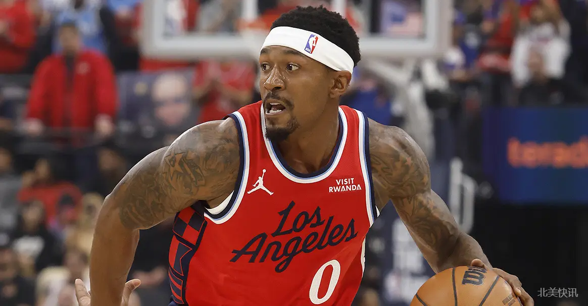 😭快船遭重创！比尔抢断踩空致髋部骨折，手术赛季报销