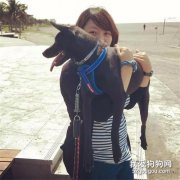 小時候被狗追，她怕狗10年，但前不久……