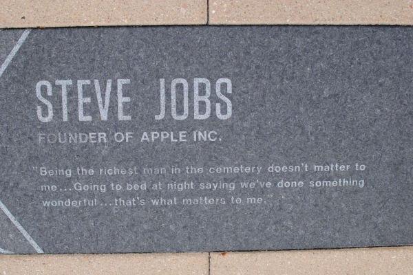 乔布斯的励志人生 Steve Jobs' Inspiring Lifetime