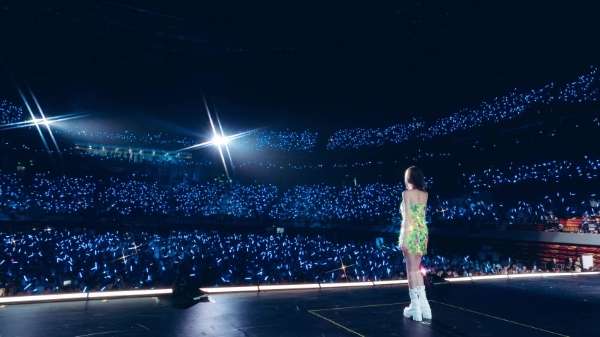 台湾摇滚乐团八三夭831开启2024世界巡演啦!