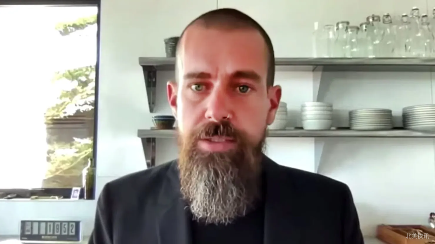 推特创始人多西推出革命性蓝牙通讯应用Bitchat
