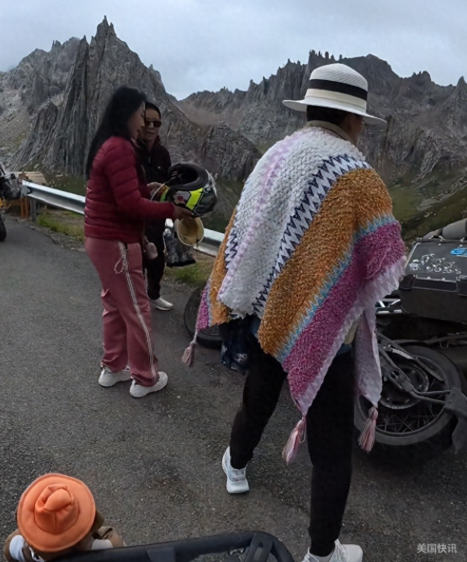 🚨东北大妈进藏旅游 私自骑20万摩托翻车逃逸