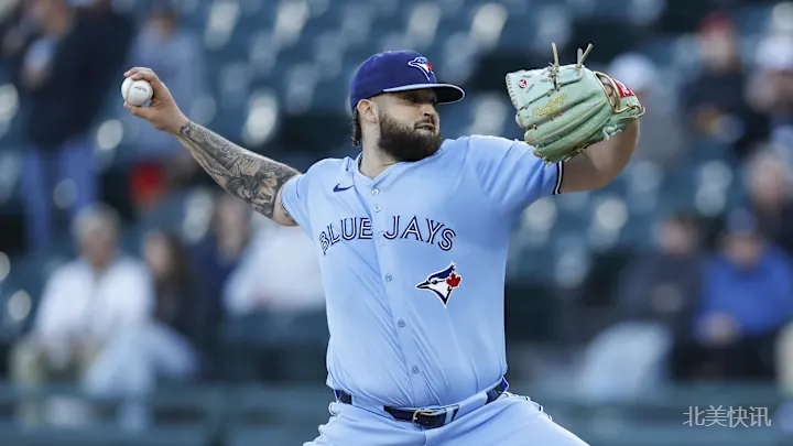 天使队官宣签下右投手曼诺亚