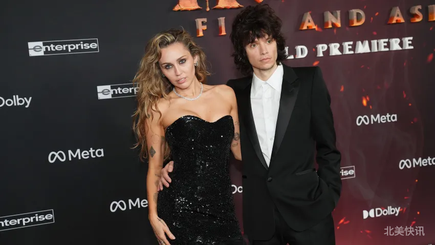 💍 #麦莉·赛勒斯订婚# 27岁歌手低调秀出百万钻戒