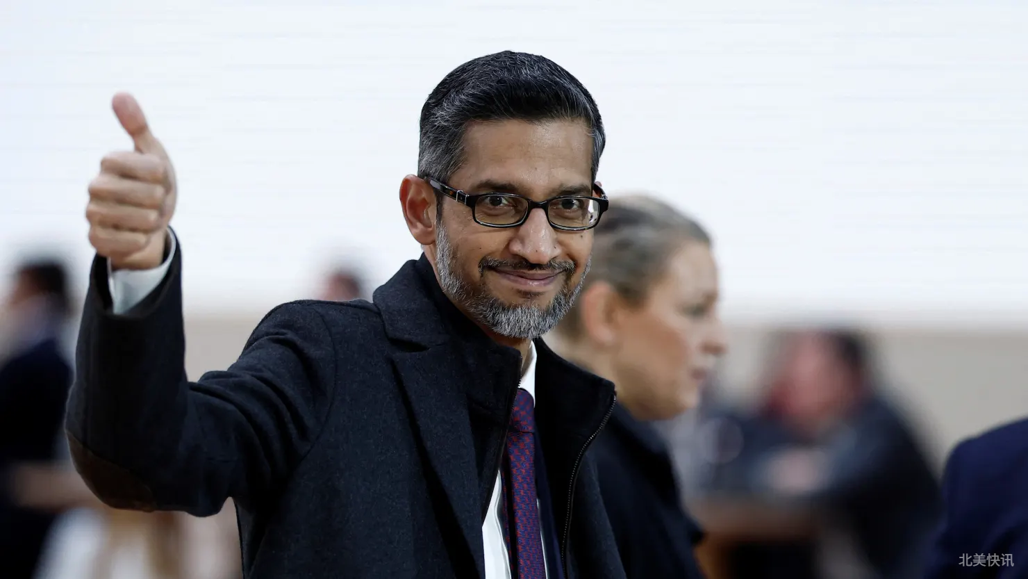 Alphabet市值四年来首次超越苹果 AI战略分野成关键