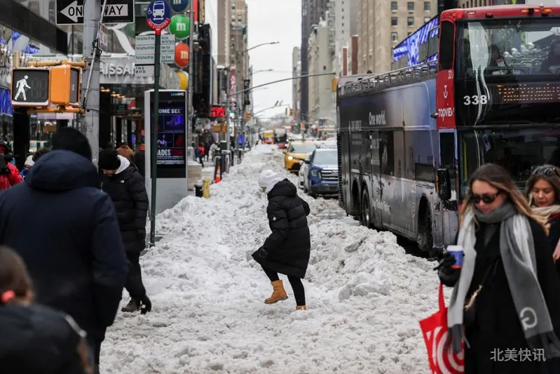 🌨️ 纽约寒灾已致10人死亡！市长宣布紧急强化救助措施