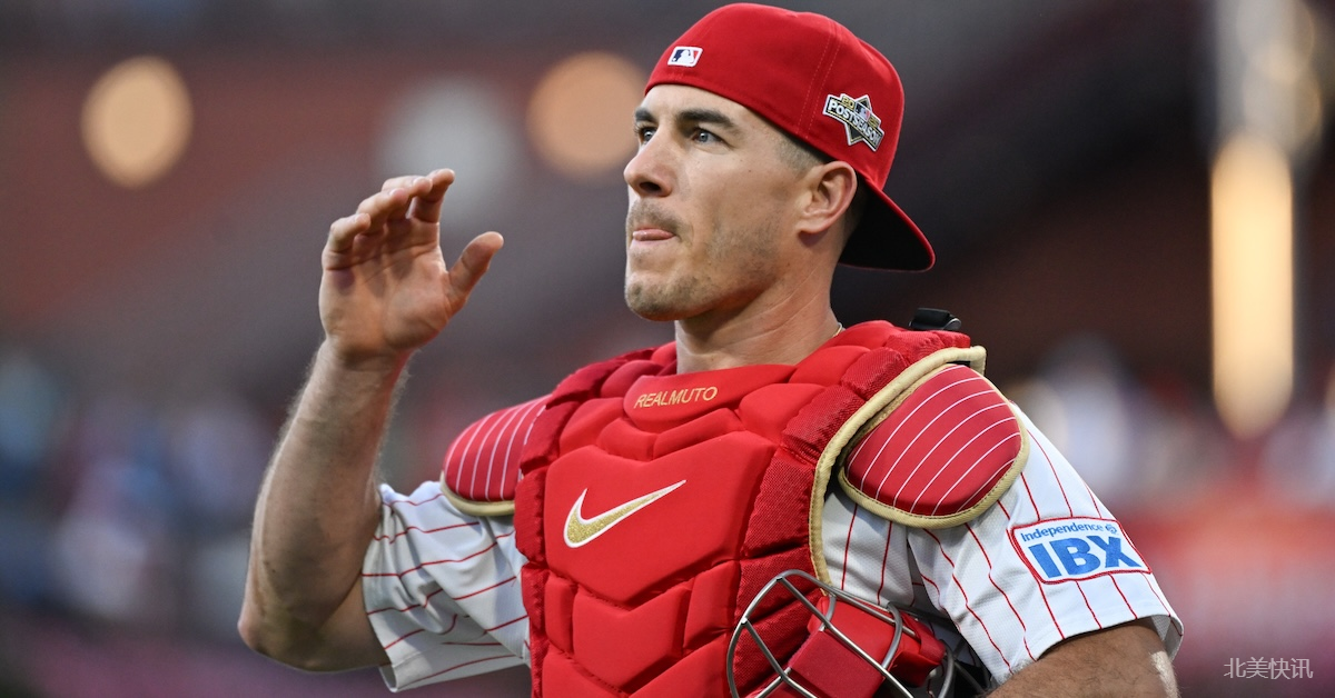 ⚾ 道奇队投手砸伤费城人队捕手瑞尔穆托，X光阴性无骨折