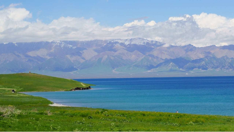 双语阅读 |  守望伊犁岁月——惠远古城的历史回响(风景描写英文)