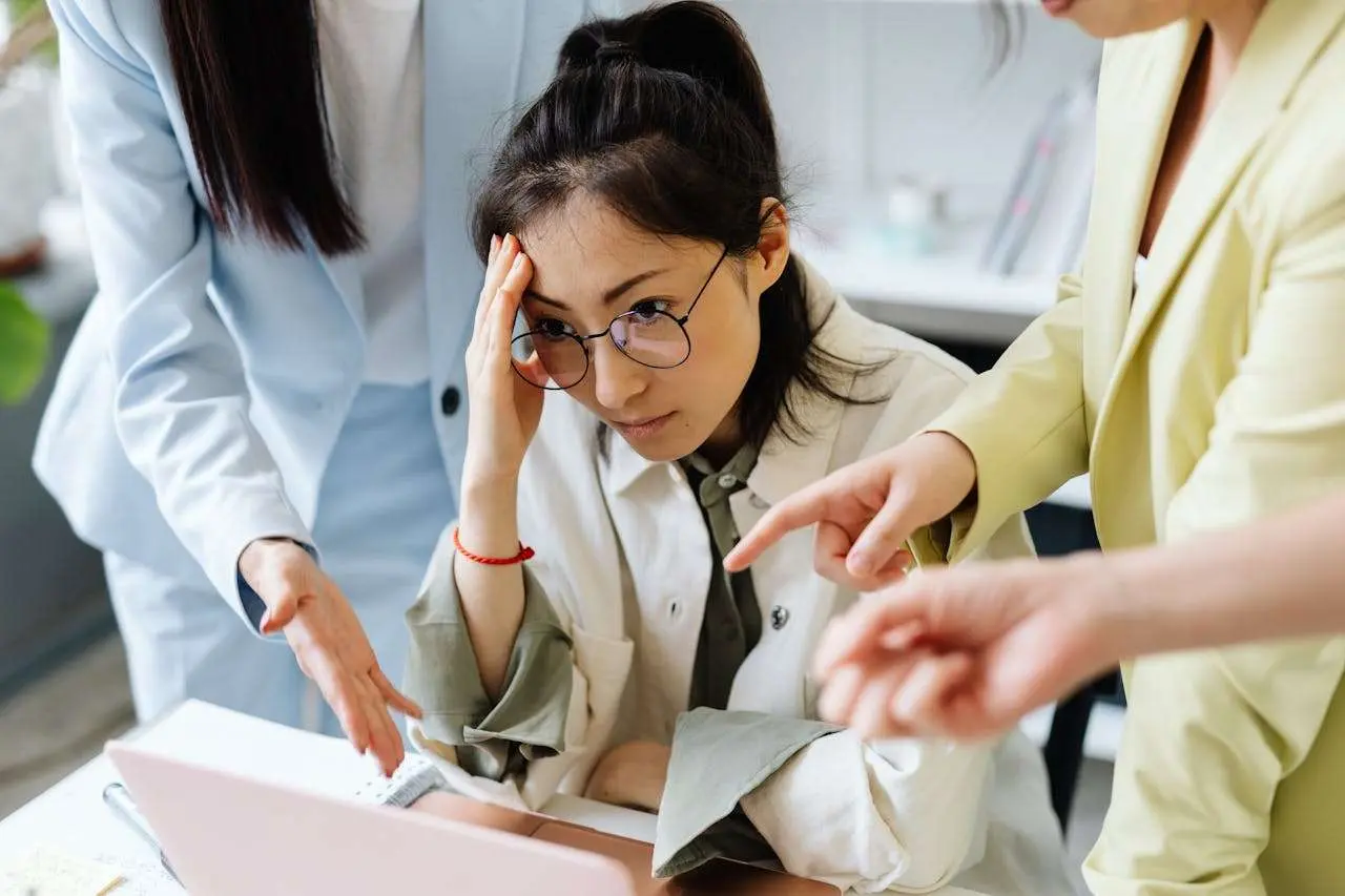 大学四六级英语作文高分技巧｜《时间管理技巧》范文+结构解析全指南（150-200词）