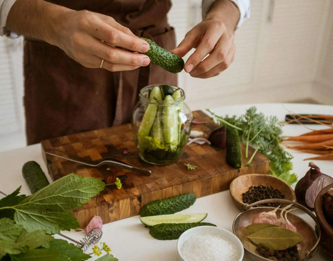 水滴英语小短文，用阅读记住10000单词（腌制类主题 lime pickle 酸橙腌黄瓜，高效记单词）
