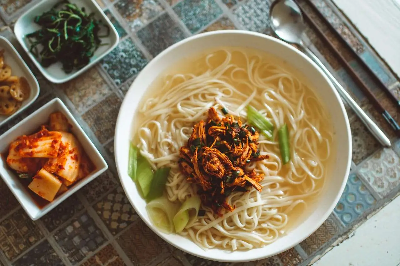 水滴英语小短文，用阅读记住10000单词（面食类主题 noodles 面条，高效记单词）