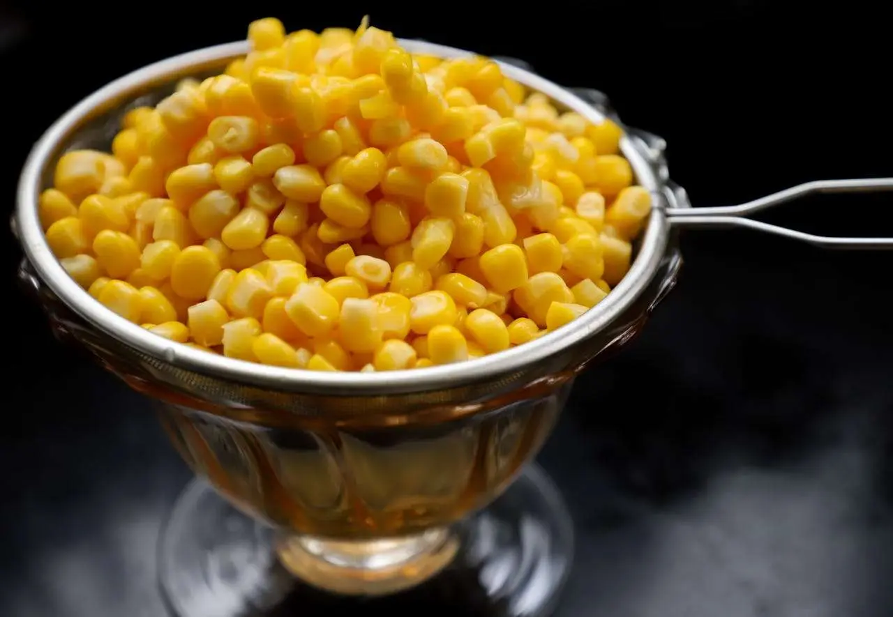 水滴英语小短文，用阅读记住10000单词（蔬菜类主题corn kernel玉米粒，高效记单词）