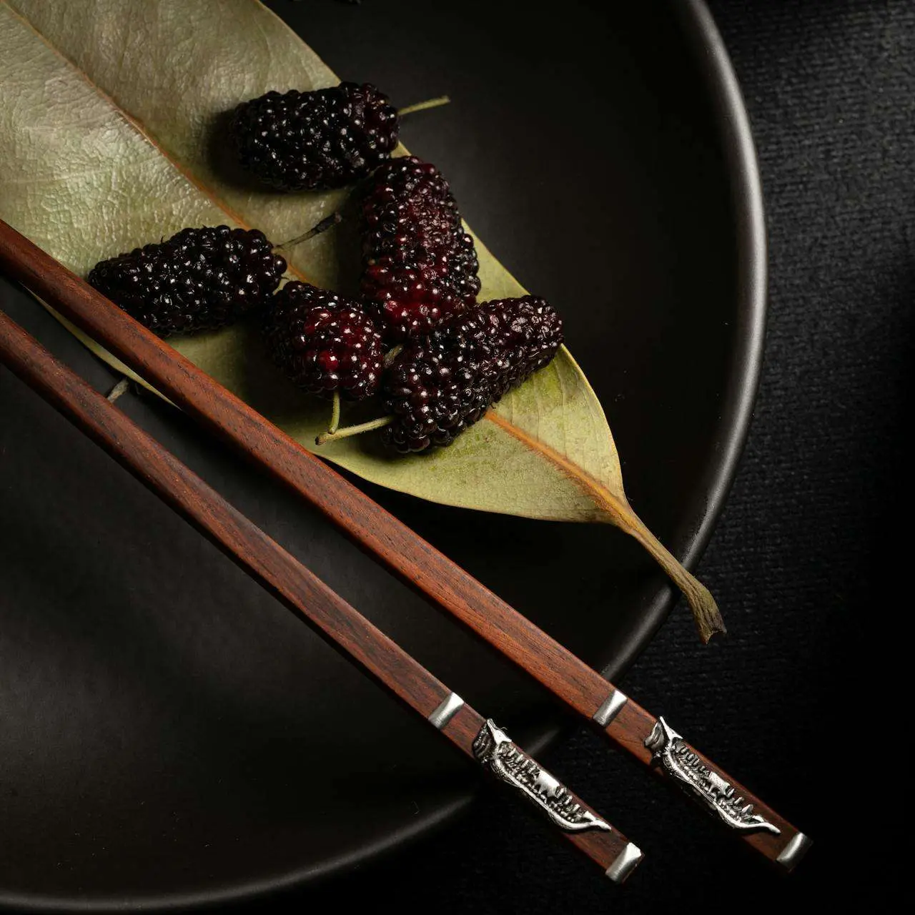 水滴英语小短文，用阅读记住10000单词（水果类主题 mulberry 桑葚，高效记单词）