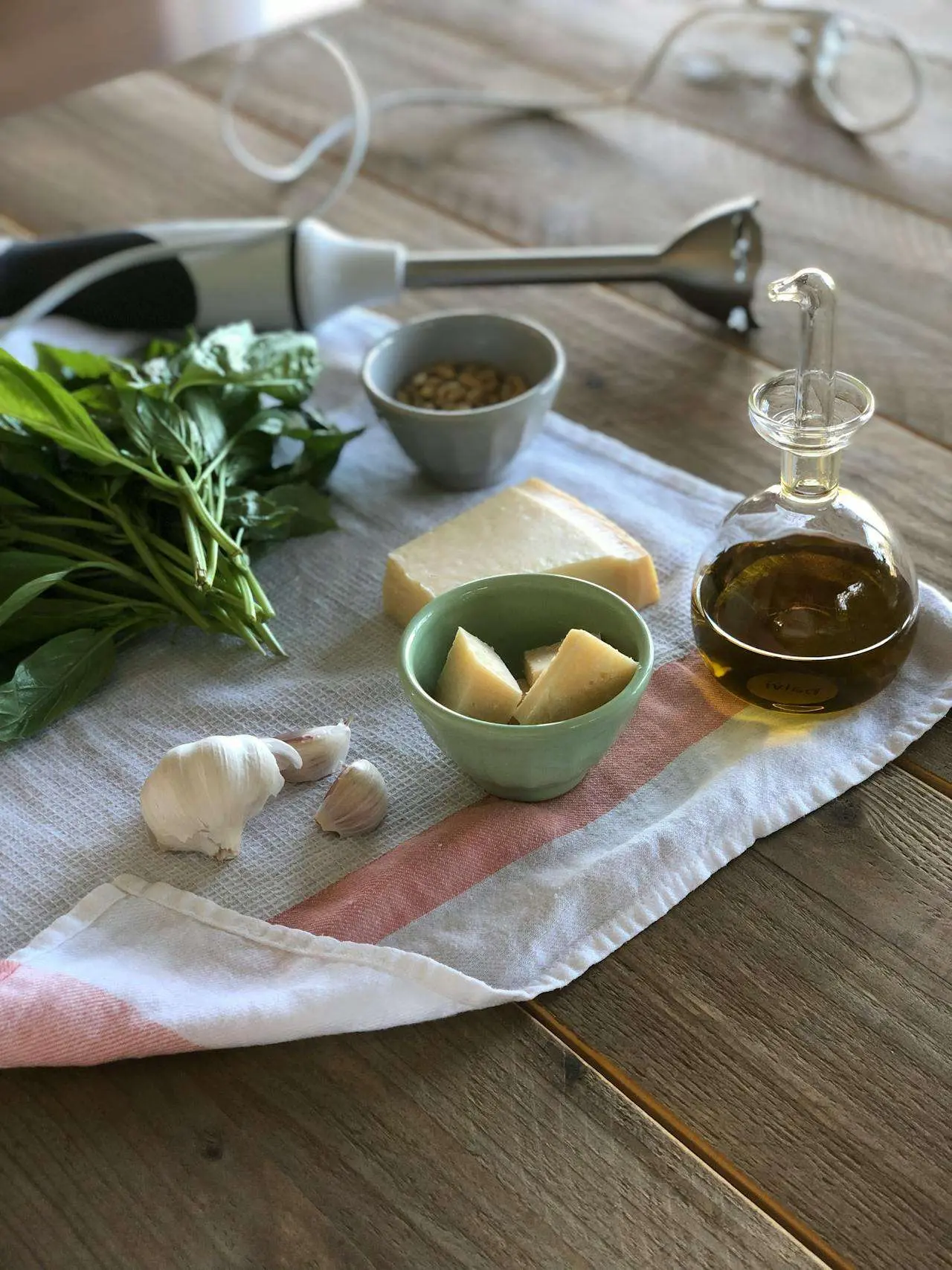 水滴英语小短文，用阅读记住10000单词（食用油类主题 favoured oil调味油，高效记单词）