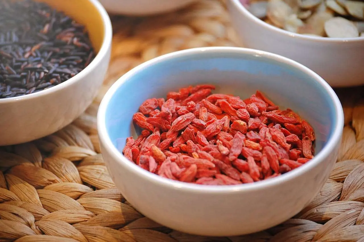 水滴英语小短文，用阅读记住10000单词（水果类主题 goji berry 枸杞，高效记单词）