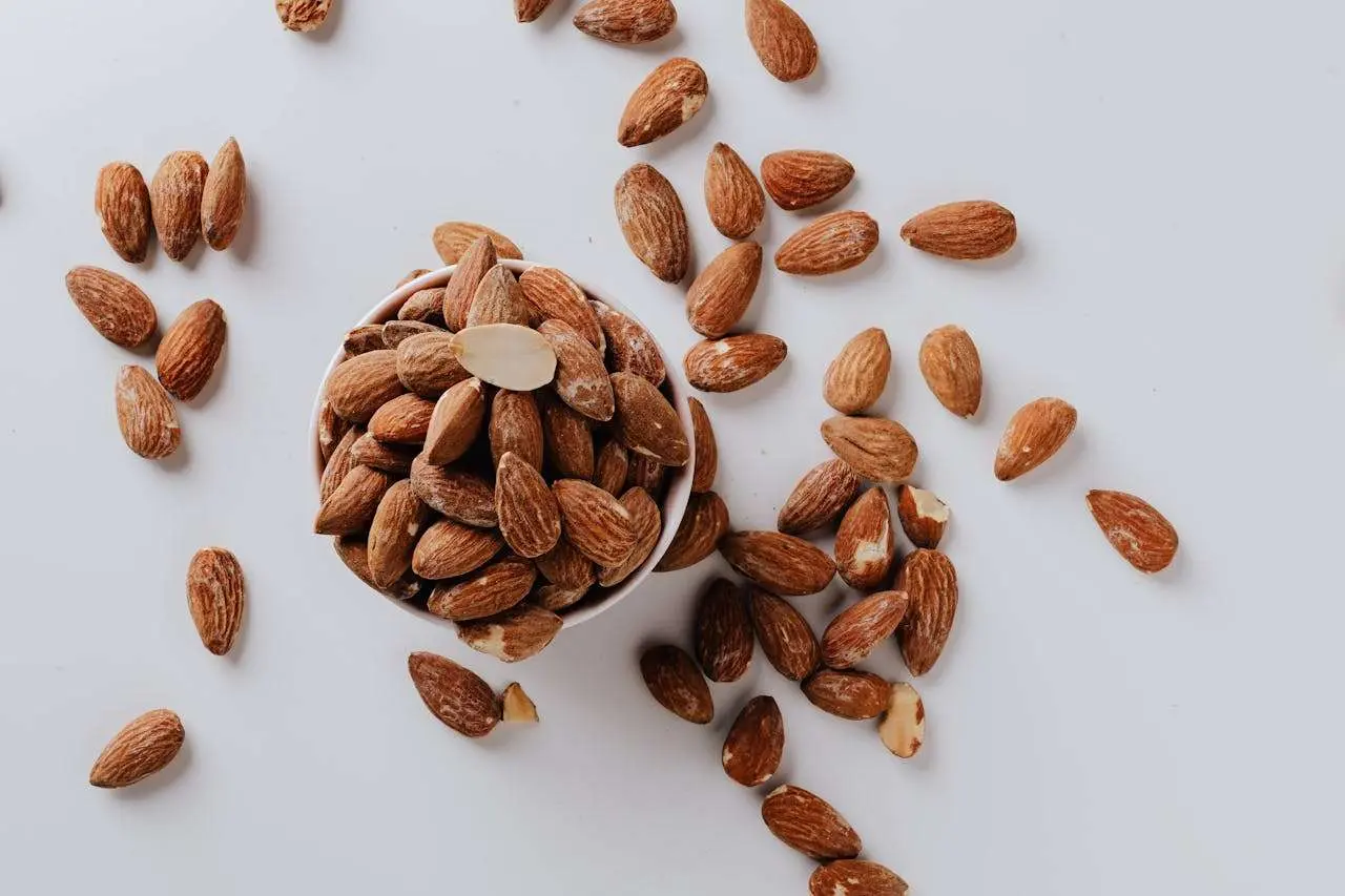 水滴英语小短文，用阅读记住10000单词（坚果类主题 almonds 杏仁，高效记单词）