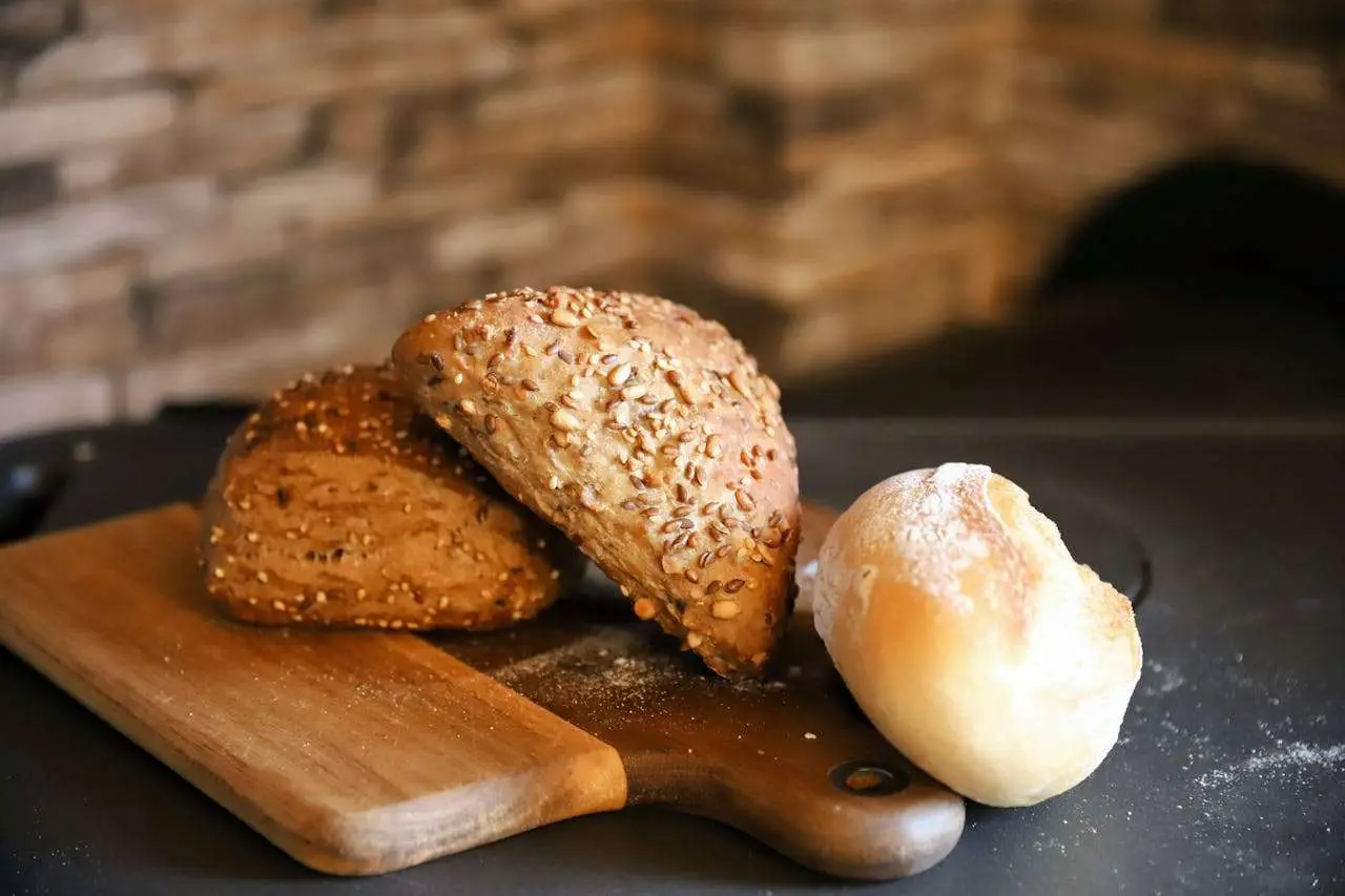 水滴英语小短文，用阅读记住10000单词（面包类主题 Seeded Bread 撤籽面包，高效记单词）
