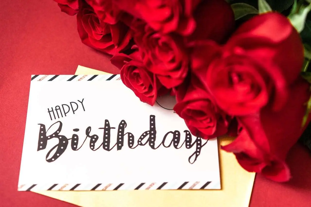水滴英语小短文，用阅读记住10000单词（节日主题 birthday card 生日贺卡，高效记单词）