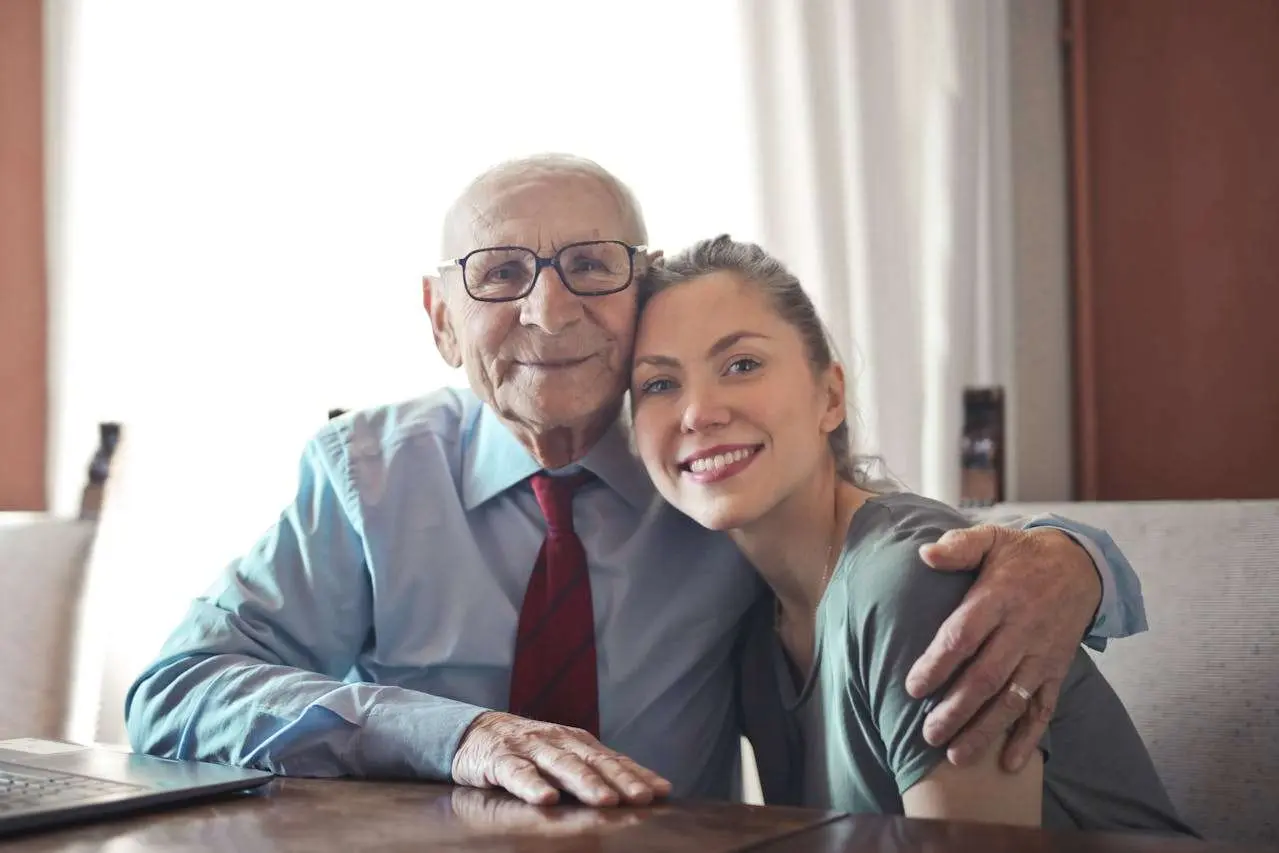 水滴英语小短文，用阅读记住10000单词（家庭成员主题 Grandfather 祖父/外祖父，高效记单词）