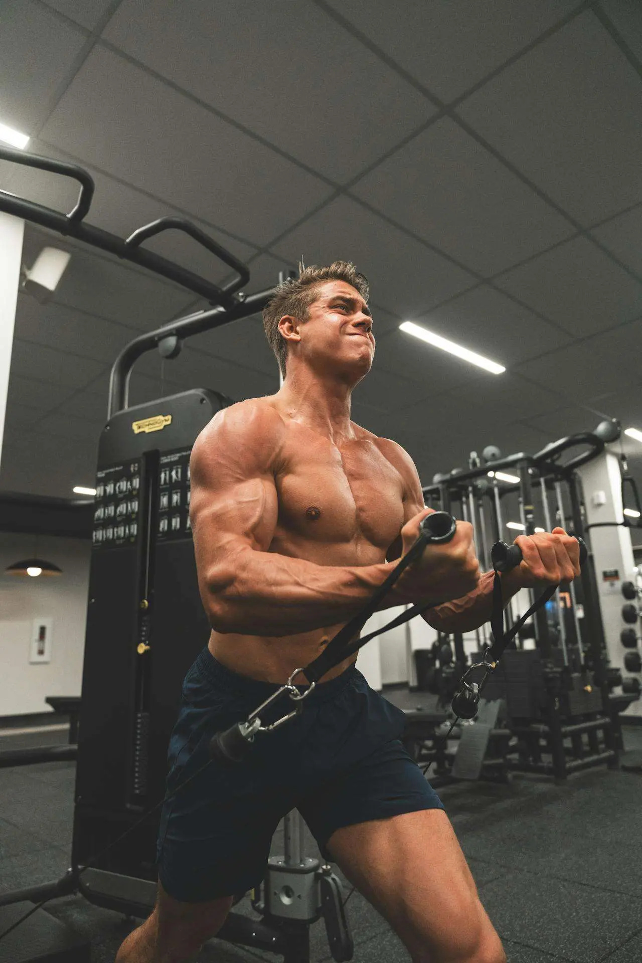 水滴英语小短文，用阅读记住10000单词（人体部位主题 abdominals 腹肌，高效记单词）