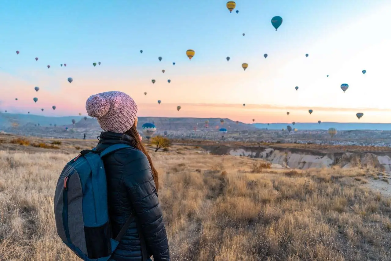 水滴英语美文阅读：我们的头脑如何让我们看见想看到的东西How Our Minds Trick Us Into Seeing What We Want