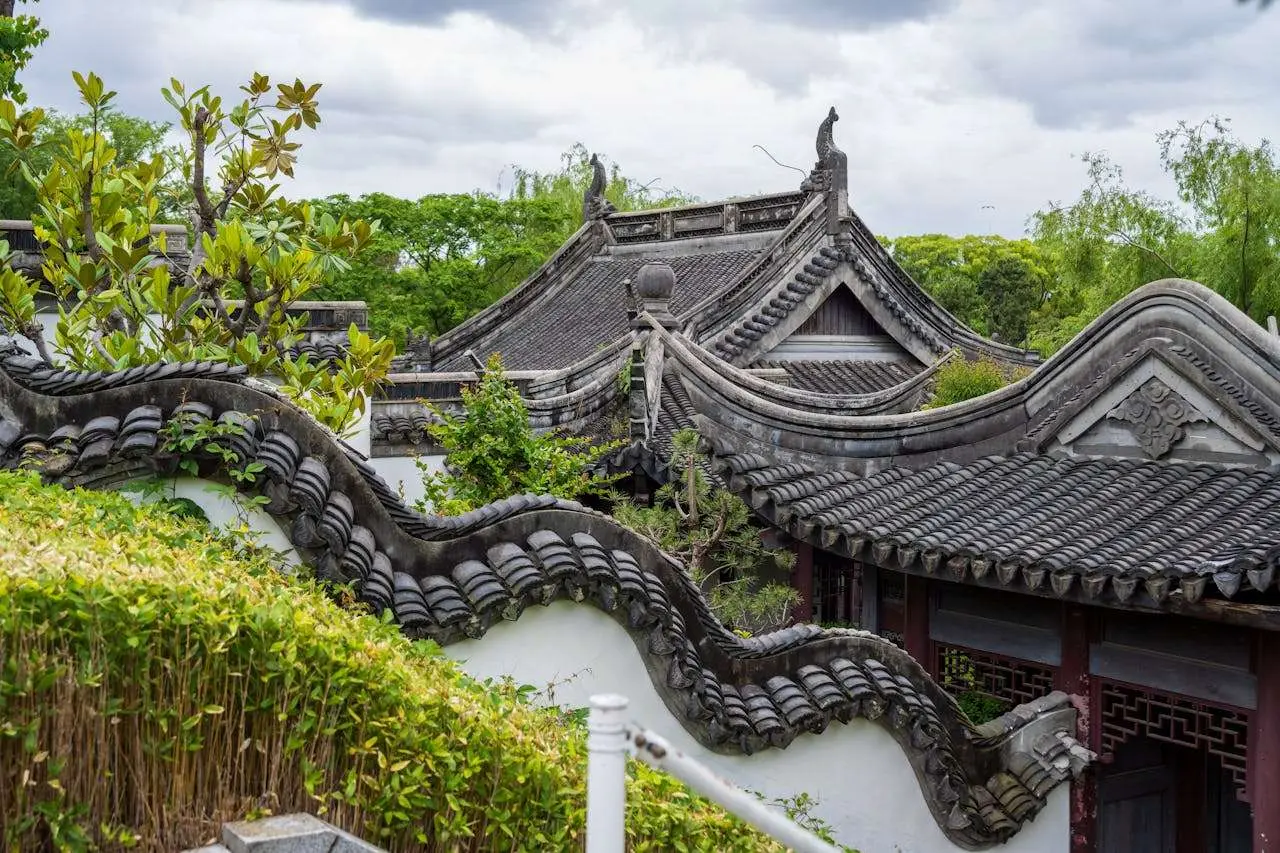 高考英语作文模拟题|致笔友的活动英语介绍信:关于古建筑保护活动(高考英语作文范文5篇80词带翻译)
