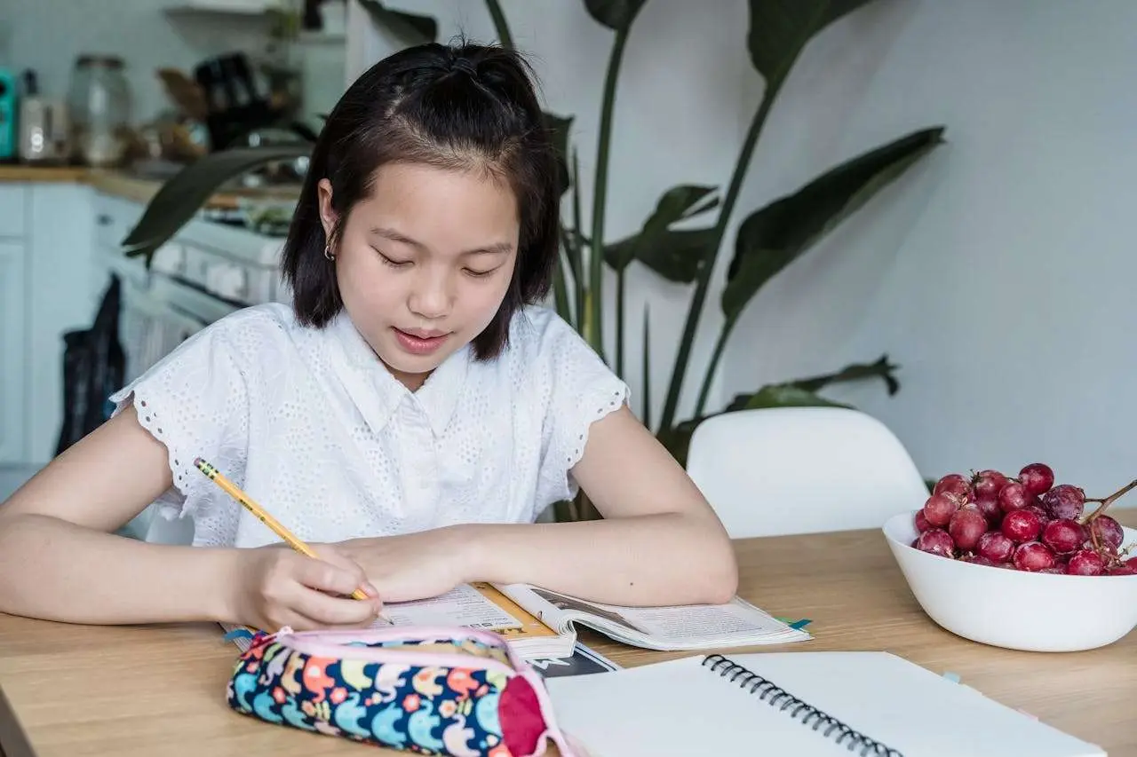 水滴英语小短文，用阅读记住10000单词（日常生活主题To do homework 做家庭作业，高效记单词）