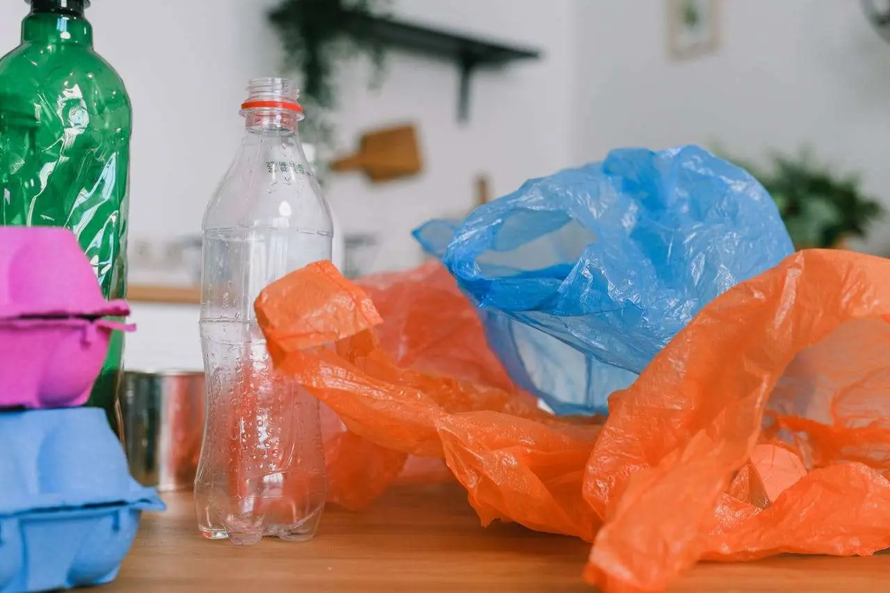 水滴英语小短文，用阅读记住10000单词（日常生活主题Rubbish 垃圾，高效记单词）