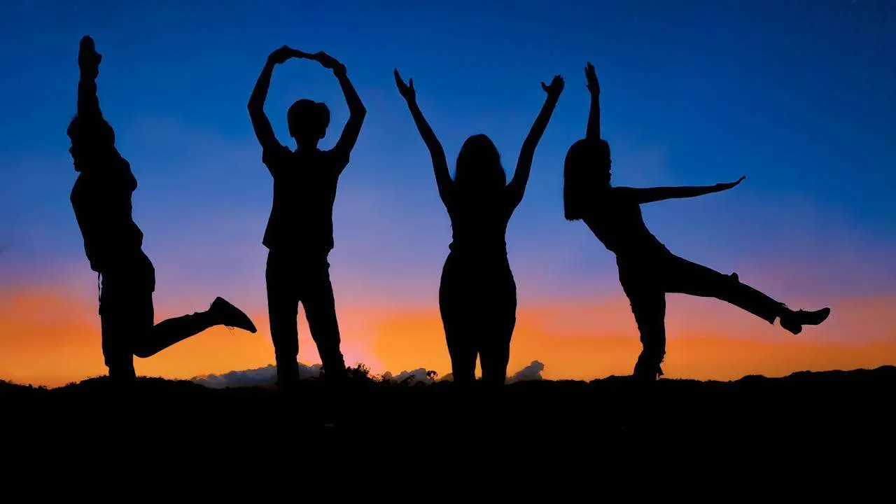 跨文化交流英语作文6篇：全球化背景下的大学生视角