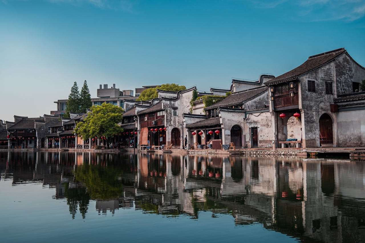 我的家乡英语作文3篇：描写类作文写作模板与技巧