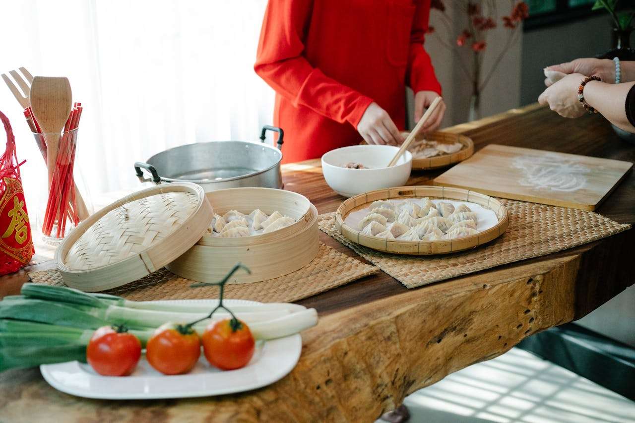 中国传统节日英语作文4篇：春节、中秋等节日写作全收录