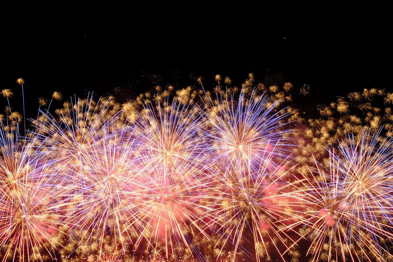 初中英语作文:我最喜爱的中国传统节日英语作文(初三英语作文传统节日5篇80词带翻译) 