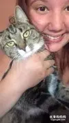 半夜突然被猫扑脸狂抓，她醒来正要开骂，惊见大火吞噬家门！