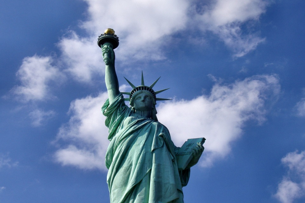 自由女神像的意义 The Meaning of the Statue of Liberty